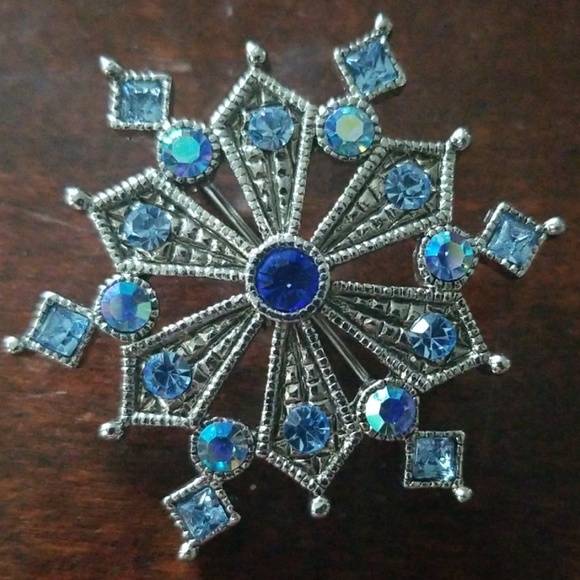 Silver Blue Rhinestone Snowflake - Picture 2 of 2